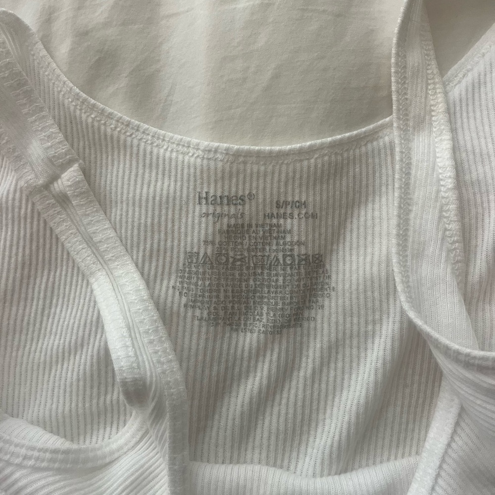 White Basic Tank Top - Picture 3 of 4